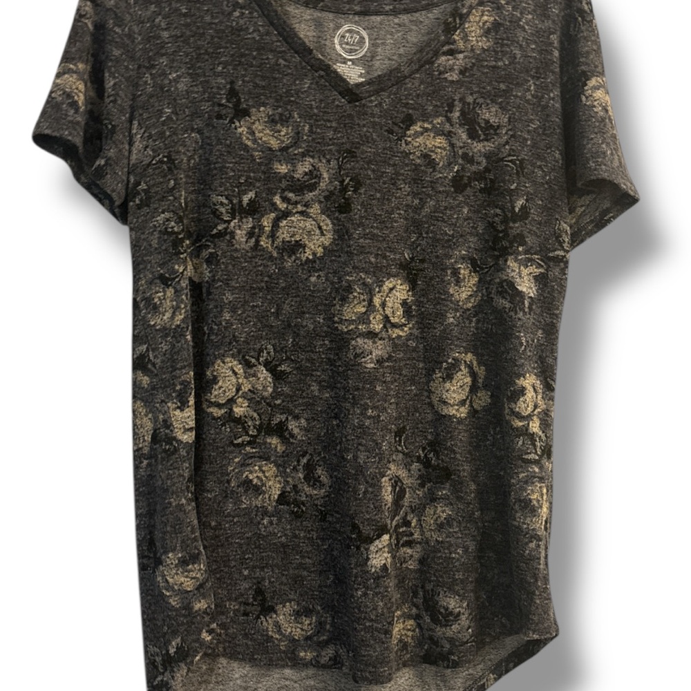 Maurices Black and Tan Short Sleeve T-Shirt